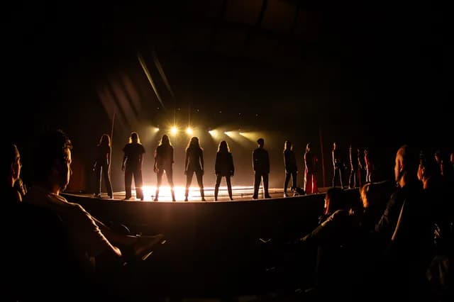 No ano passado, o espetáculo Marias trouxe um tema potente e cheio de significado. Foi lindo ver tudo isso ganhar vida no palco através da dança🧡